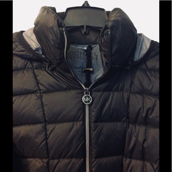 LAST CALL‼️Michael Kors Packable Down Jacket - Picture 5 of 7